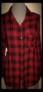 Checkered top with crochet tail